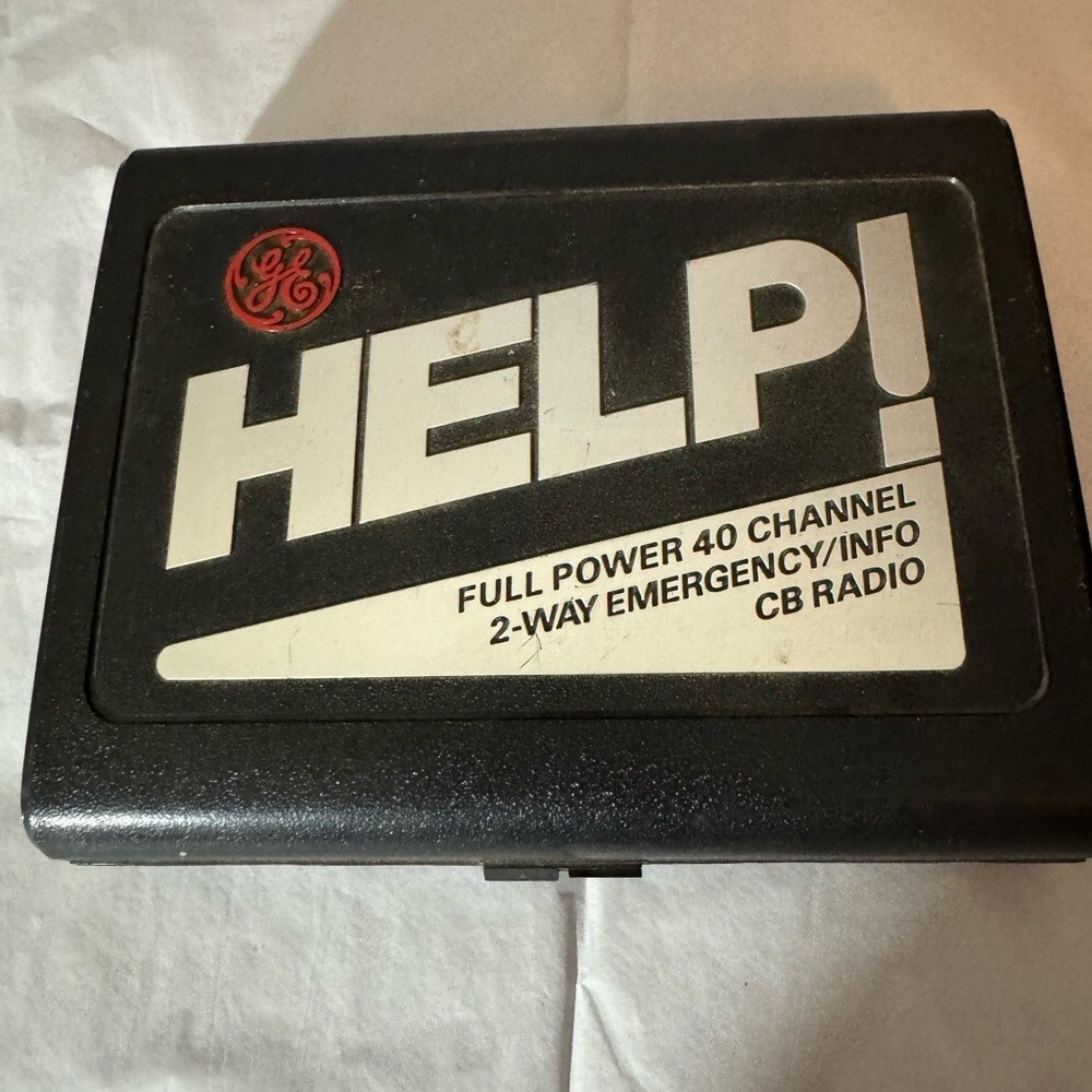 ★ Vintage GE HELP! 40-Channel 2-Way Emergency CB Radio With Case